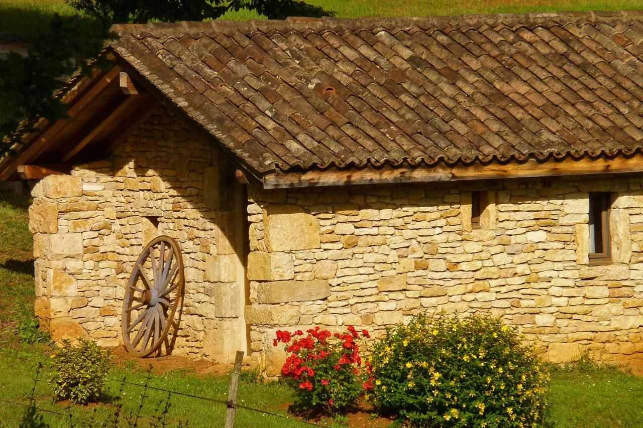 Eco-Hameau Du Sentier Des Sources Villa Sarlat-la-Canéda Exterior foto